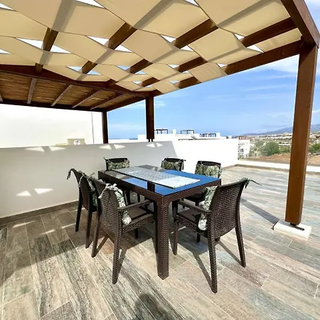 Appartement The Olive Beachfront & *