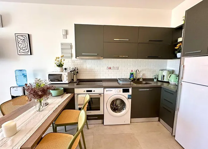 The Olive Beachfront & * Kalogrea