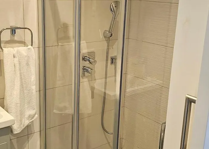 The Olive Beachfront & Lejlighed Kalogrea