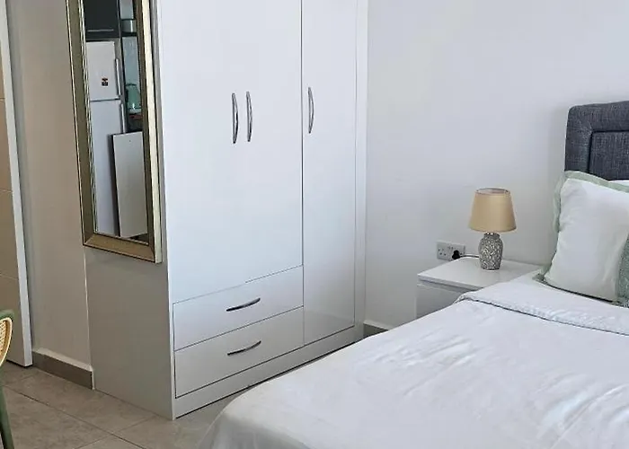 The Olive Beachfront & *